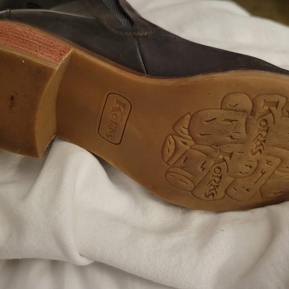 KORKS Boot - Picture 2 of 4